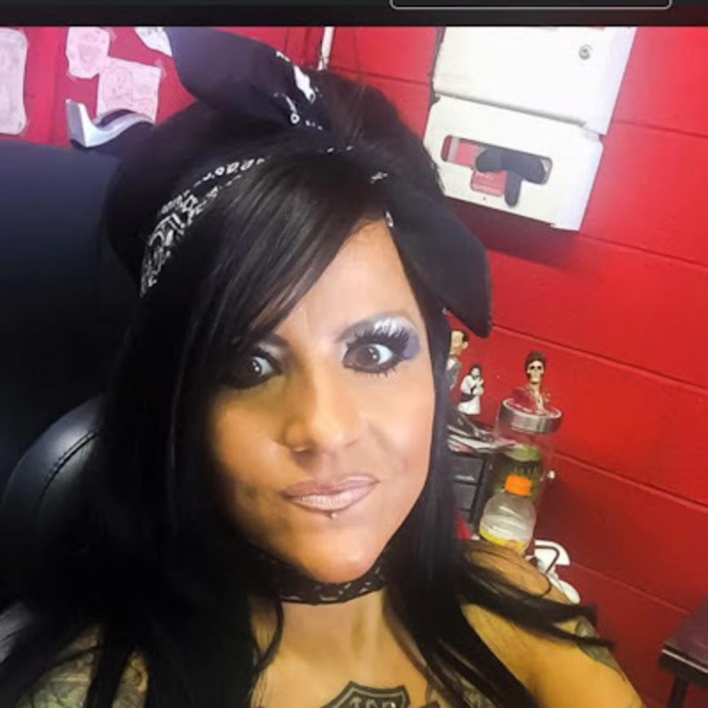 Meet your Posher, Pam